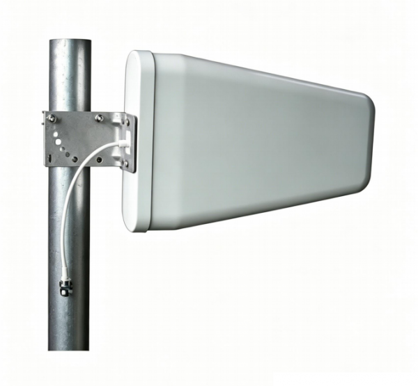 Base Station Antenna